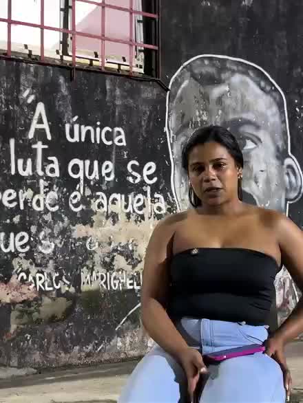 Thaís